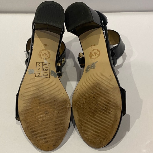 MICHAEL Michael Kors Open Toe Block Heel Sandals Patent Leather Black Size 6 EUC - Picture 10 of 10